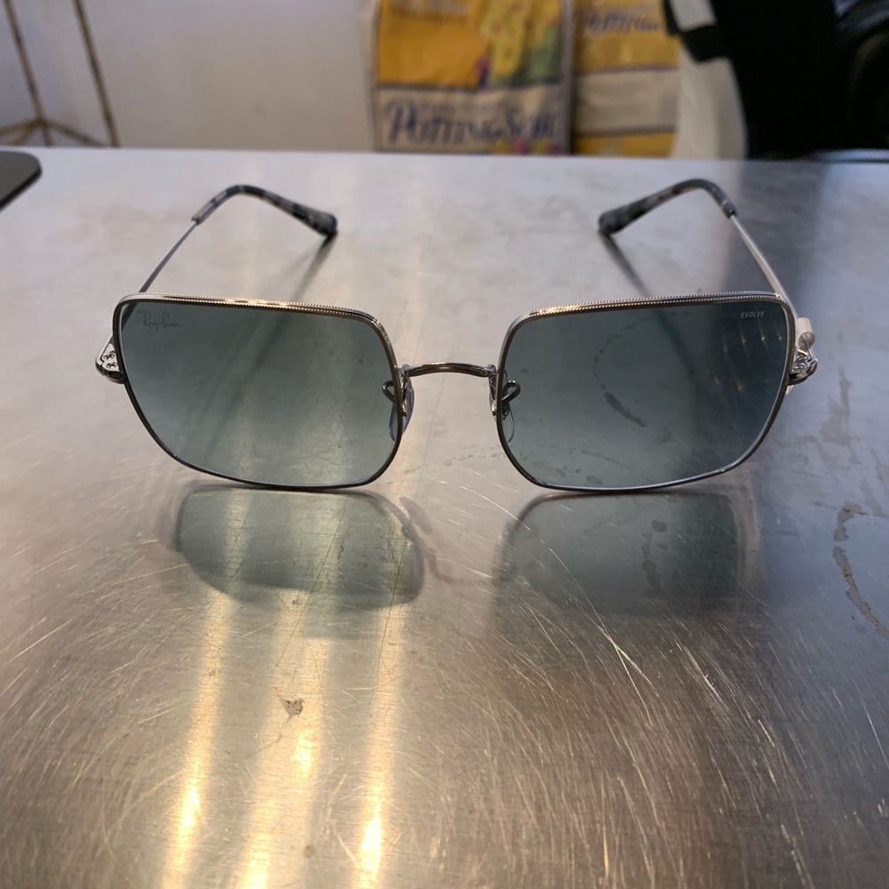 Ray-Ban Sunglasses 🔥